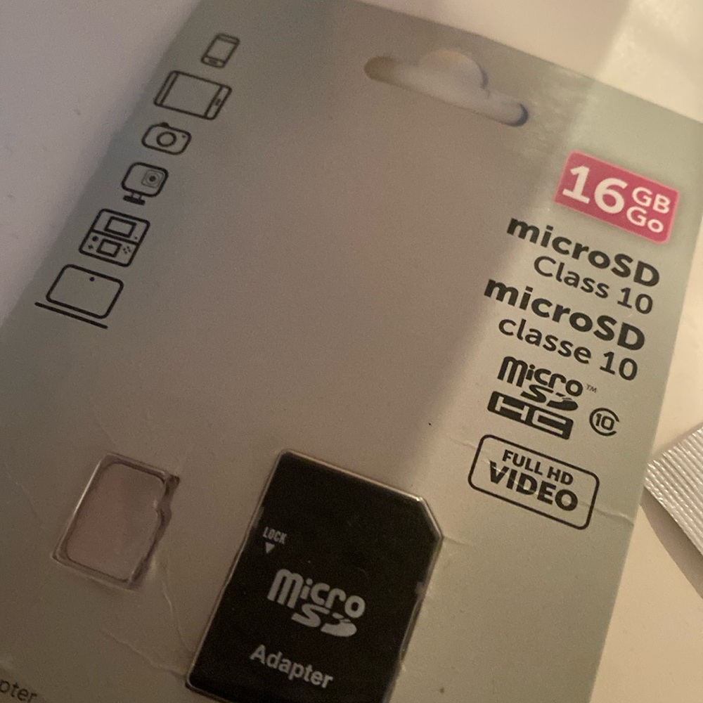 New With Tags MicroSD 16 GB Adaptor